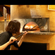 本場イタリアから直輸入の薪窯で焼く本格ナポリピッツァ