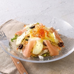 生ハムとモッツァレラチーズのサラダ