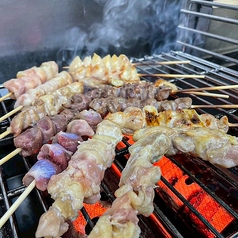 お酒のお供にぴったり◎自慢の焼き鳥をぜひご堪能あれ♪