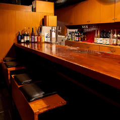 カウンター席は移動可能。2名様×2席