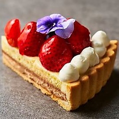 苺のタルト チョコレート