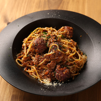 パスタなどのフードメニューもございます