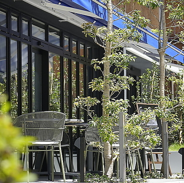 【ワインとエスニック/個室有】 CAL-VIET CINTAS365の雰囲気1