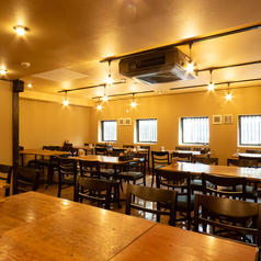 フロア貸し切り最大80名！