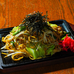 牛ホルモン焼きそば