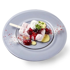 苺のカッサータ ~リコッタチーズと苺のアイスケーキ~