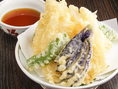 なまずの天ぷら！淡白で美味しい白身魚です♪外はカリっと中はふわふわでジューシーな当店ならではの天ぷらです！