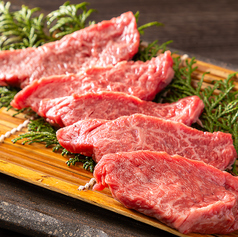 和牛の極み！精肉卸直営だからこそ実現できました。最高品質の黒毛和牛をこの価格での写真