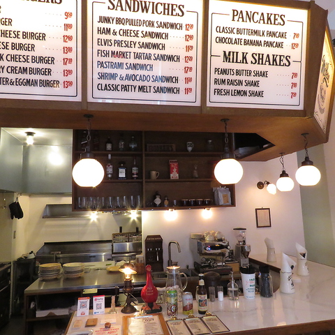 McLean }N[ OLDFASHIONED DINER