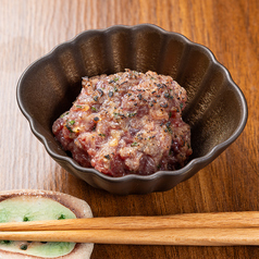 馬肉の大葉味噌の炙りなめろう