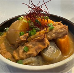 煮込みホルモン