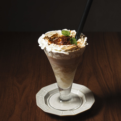 ロイヤルミルクティーで飲むわらびモチ