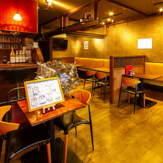 2名様でお使いいただけるテーブル席もご用意ございます！ご夫婦でのご利用やデートシーンにもぴったりです！