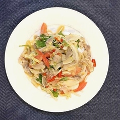 ウェッナワエトゥ【豚耳のサラダ】