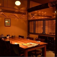 店内テーブル席