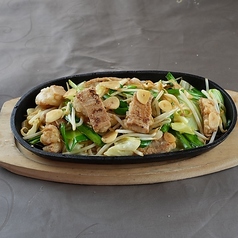 牛ホルモンにんにく醤油焼き