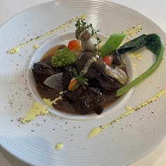 【肉料理】エゾ鹿の赤ワイン煮