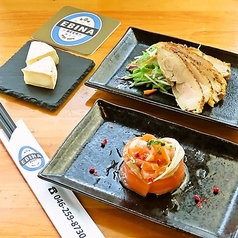 自家製スモークチキン/スモークチーズ/スモークサーモン