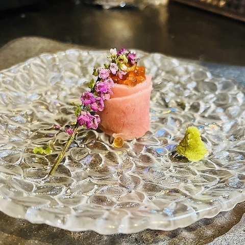 平尾駅から徒歩5分、高級店をリーズナブルに厳選された食材をお楽しみください