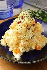 自家製ポテトサラダ