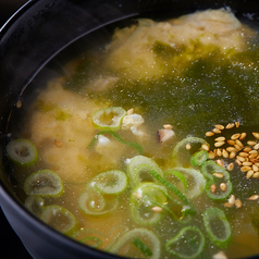 玉子スープ　/　わかめスープ　