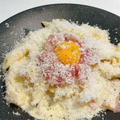 マッシュルームの濃厚カルボナーラ