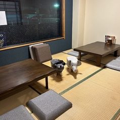 お子様連れも安心!お子様用の象さんとサイさんの椅子もご用意^_^団体様も10名様まで個室でゆっくりとお寛ぎ下さい!