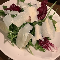 セルバチコとパルミジャーノチーズのサラダ