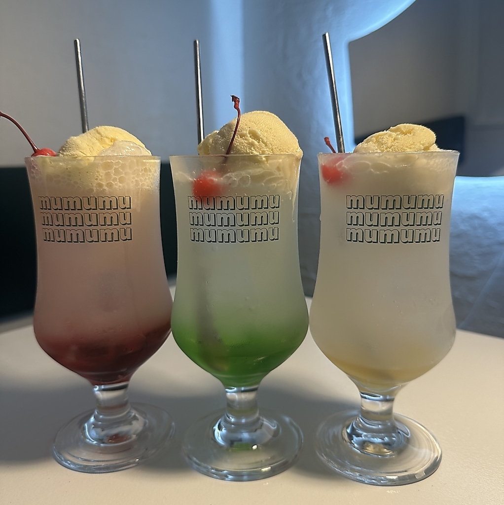 推し活だってできる！色々な種類のクリームソーダをご用意しています！