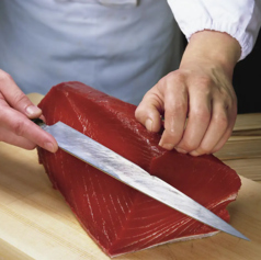 仕入れからこだわった海鮮！ハーフメニューもご用意の写真