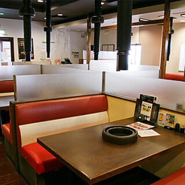 焼肉せんりゅう 綾瀬店の雰囲気1