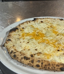 クワトロフォルマッジ &nbsp;蜂蜜添え