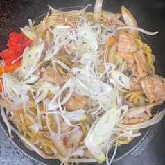 ホルモンの塩焼きそば