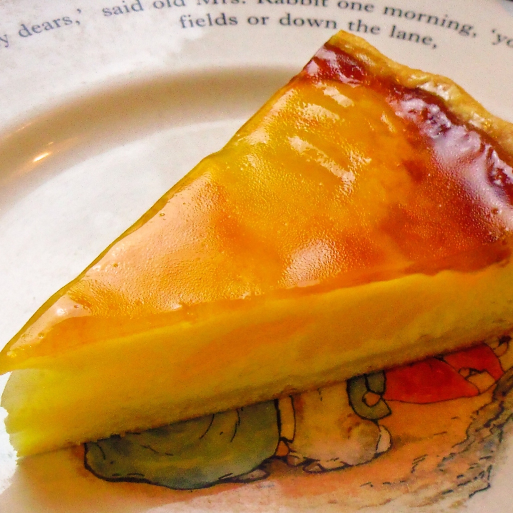 大人気デザート『洋梨のタルト』★ほどよい甘さで一口食べれば幸せな気分に♪是非一度ご賞味ください