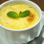 焼肉の締めに甘いデザートはいかがでしょうか？『自家製濃厚焼きプリン』甘い香りがたまらない♪