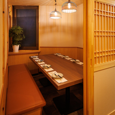 当店では、誕生日、記念日などのお祝い事など、心を込めておもてなしさせていただきます。大切な一日になるようサプライズでデザートプレートをご用意させていただきます。詳しくはクーポンページへ。