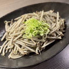 突き出しもやし