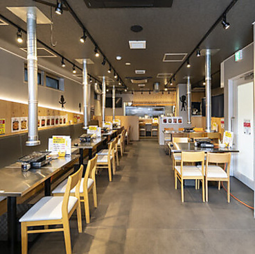 焼肉ホルモン まる子 春日井店の雰囲気1