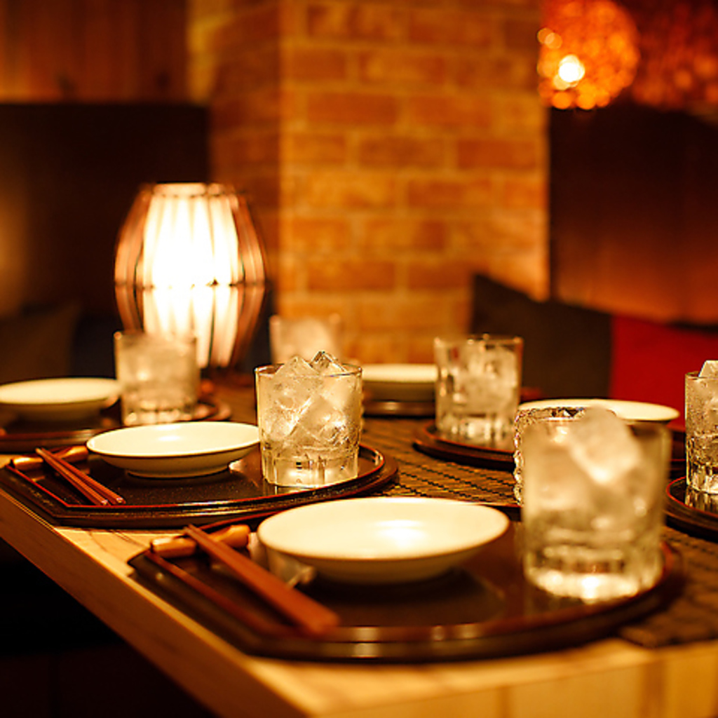 2名～10名様まで、人数に合わせて個室完備！大切な接待や女子会、誕生日会にも最適！