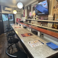 カウンター席は6席ご用意♪お一人様でも大歓迎です。ランチやディナー等幅広いシーンでご利用いただけます。