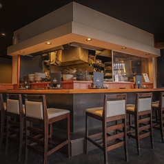 地鶏炭火焼 鶏扱説明所 学園前店の雰囲気3