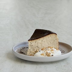 【当店自慢バスクチーズケーキはテイクアウトで】要予約