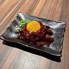 馬刺しユッケ