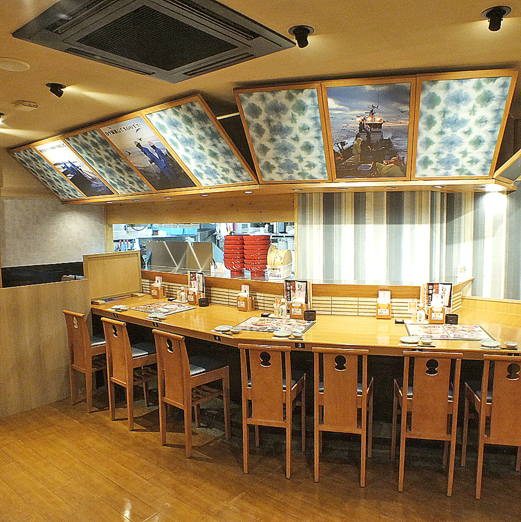 お一人様でのチョイ飲みやカジュアルなデートにも最適のカウンター席をご用意しております！