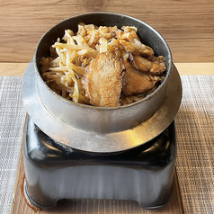 背脂にんにくチャーシュー釜飯（約300g）