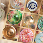 日本酒をご注文のお客様は、当店の様々なおちょこよりお好みのものをお選びいただいております。