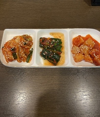 キムチ盛り合わせ