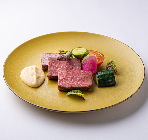 発酵料理と癒やし空間が自慢！健康を意識した美味しくヘルシーな食事をご提供します。