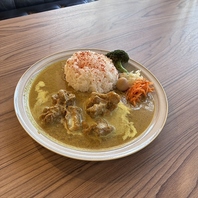 カレーやガパオライスなど♪種類豊富なランチメニュー◎