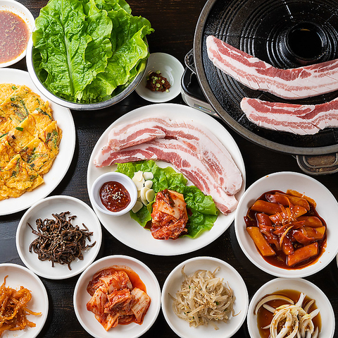 韓国料理を安心価格でお気軽にどうぞ♪飲み放題が毎日180分無制限☆最大宴会60名！